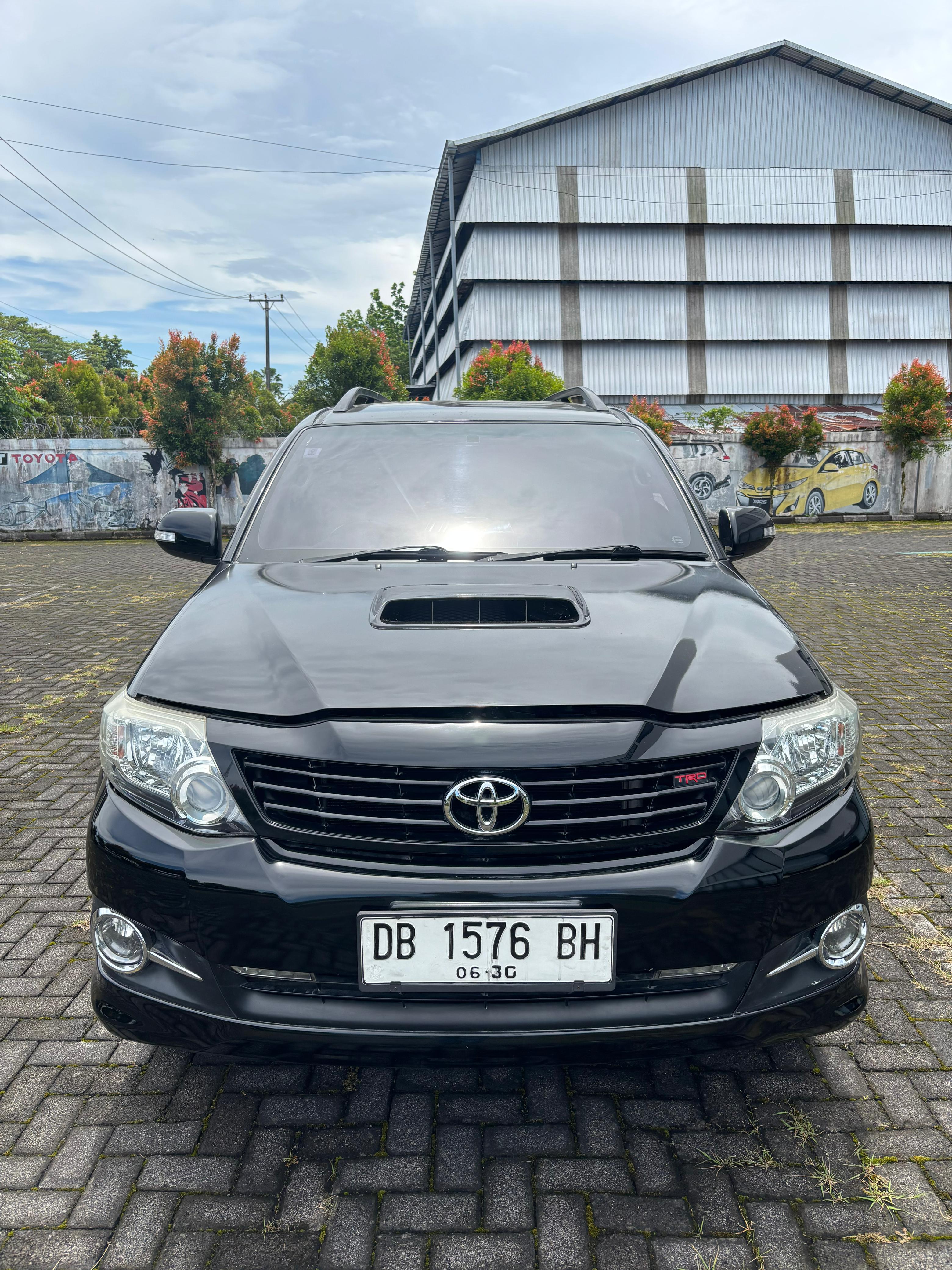 Fortuner G 2.4 A/T 2015